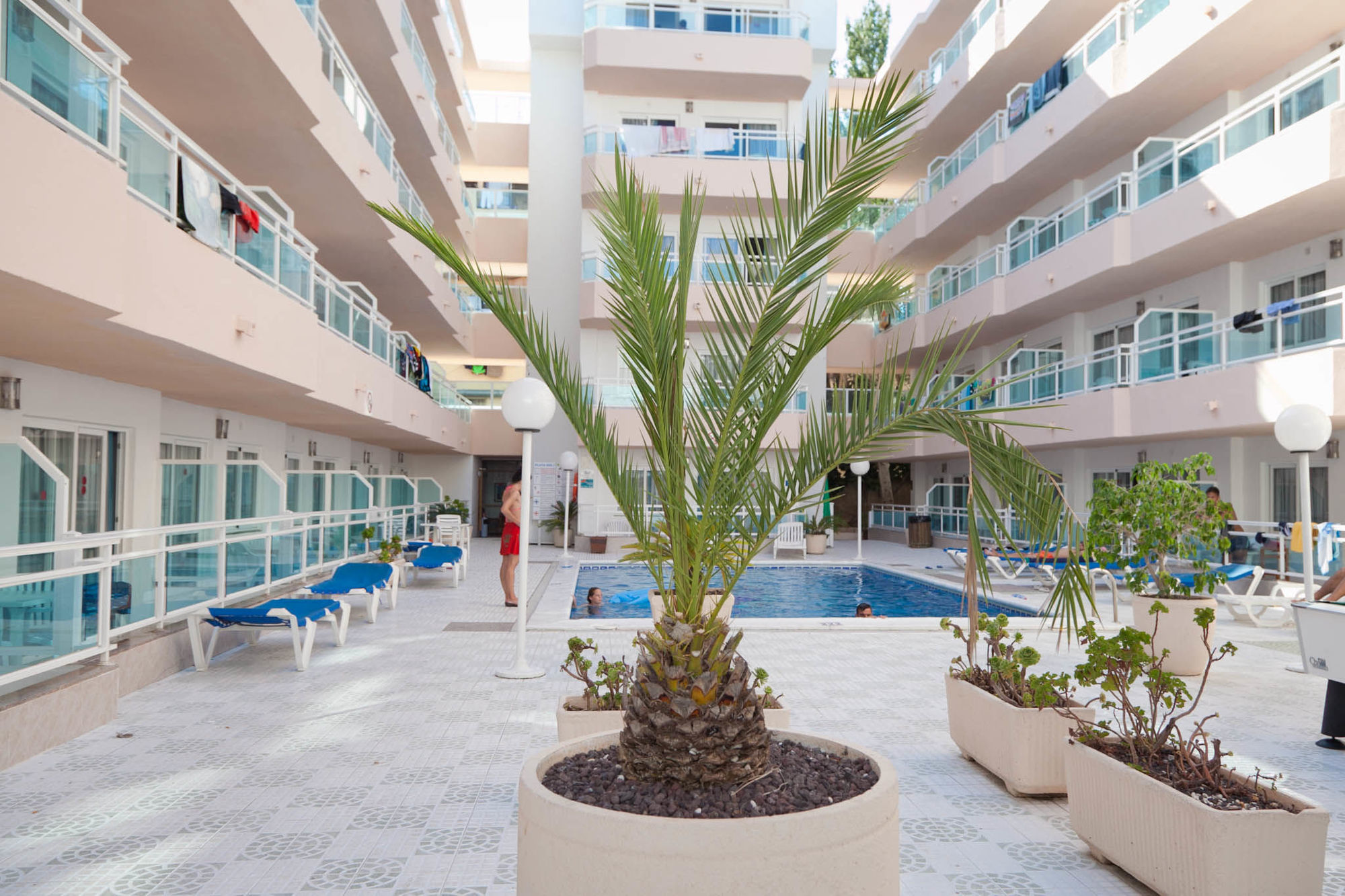 Apartamentos Vibra Jabeque Blue (Adults Only) Ibiza-stad Buitenkant foto